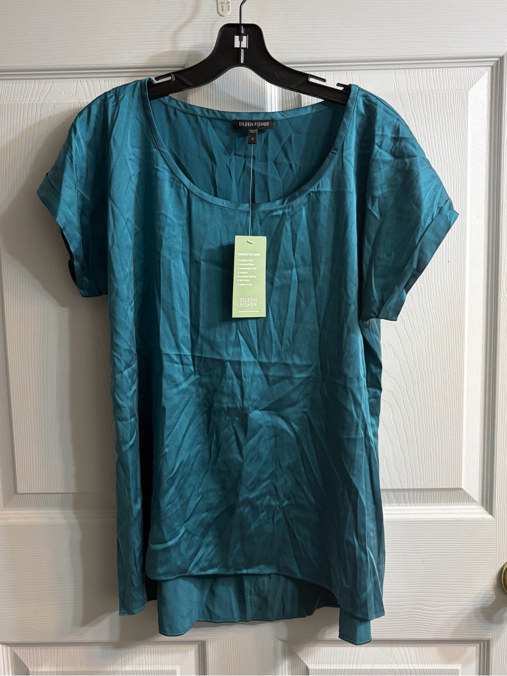 NWT Eileen Fisher Stretch Silk Charmeuse Lagoon Scoop Neck Top Size S